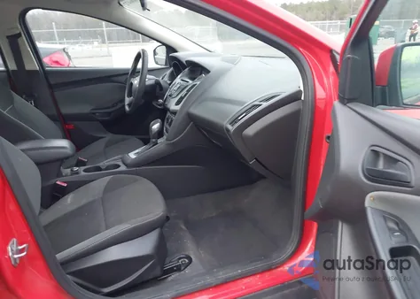 2012 Ford Focus Se z USA, uszkodzony, nr VIN 1FAHP3F28CL141982